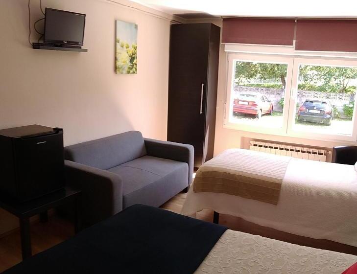 スタンダードトリプルルーム, Sebreñu