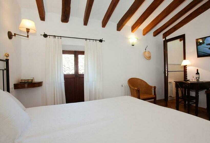 اتاق اکونومی, Turismo De Interior S Ardeviu