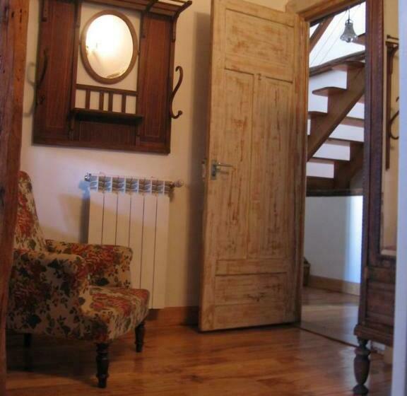 Номер Стандарт, Larraenea Bed And Breakfast