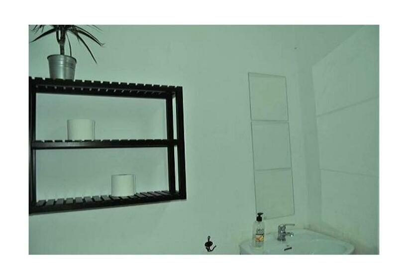 اتاق استاندارد با سرویس بهداشتی مشترک, B&b Una Habitación Propia