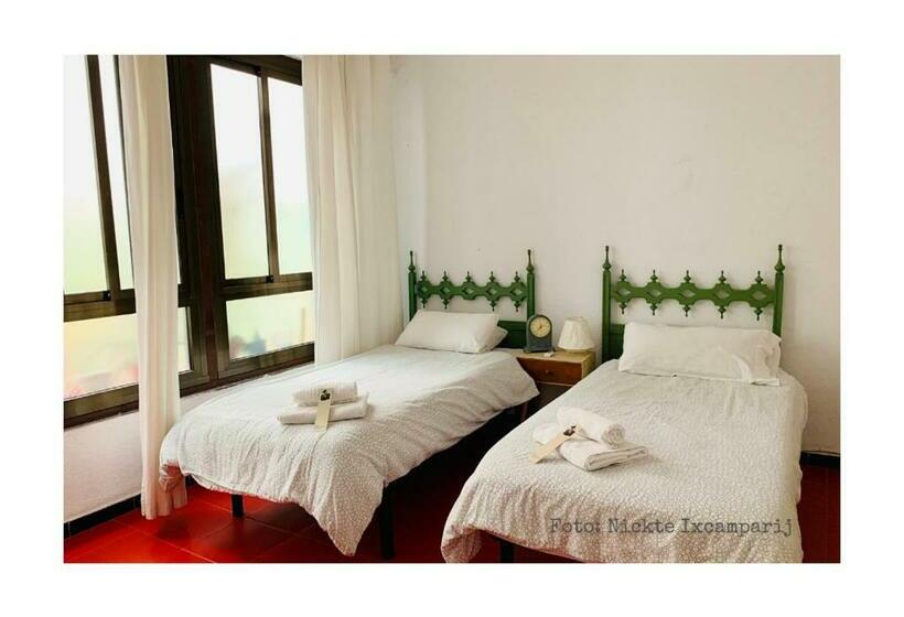 غرفة قياسية حمام مشترك, B&b Una Habitación Propia