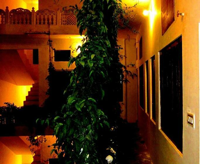 اتاق لوکس, Atithi Guest House Pushkar