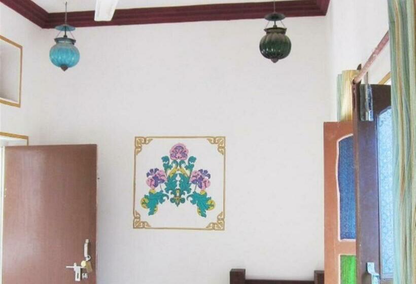 اتاق لوکس, Atithi Guest House Pushkar