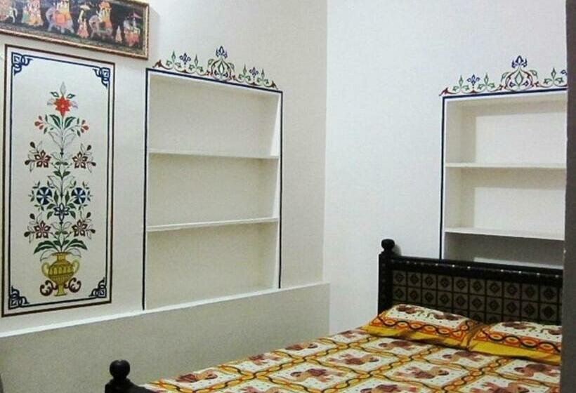 اتاق لوکس, Atithi Guest House Pushkar