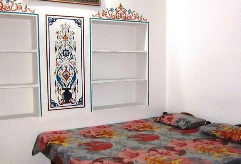 اتاق لوکس, Atithi Guest House Pushkar