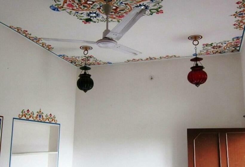 اتاق لوکس, Atithi Guest House Pushkar