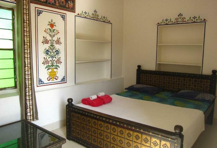 اتاق لوکس, Atithi Guest House Pushkar