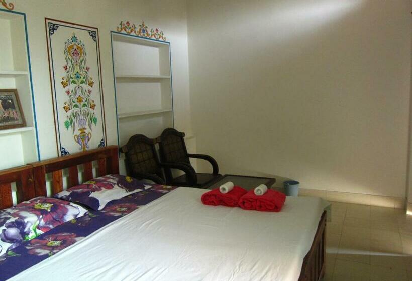 اتاق لوکس, Atithi Guest House Pushkar