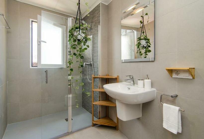 اتاق استاندارد با تراس, Zalamera Bnb