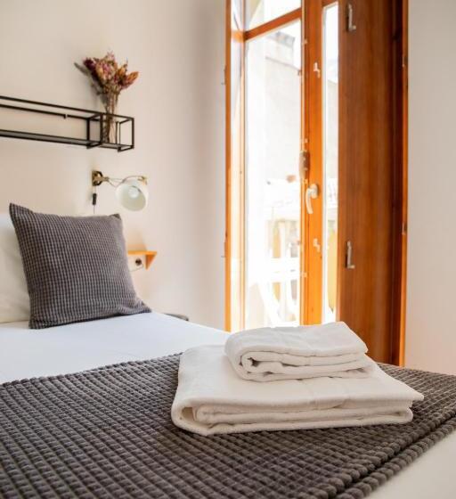 اتاق استاندارد با بالکن, Zalamera Bnb