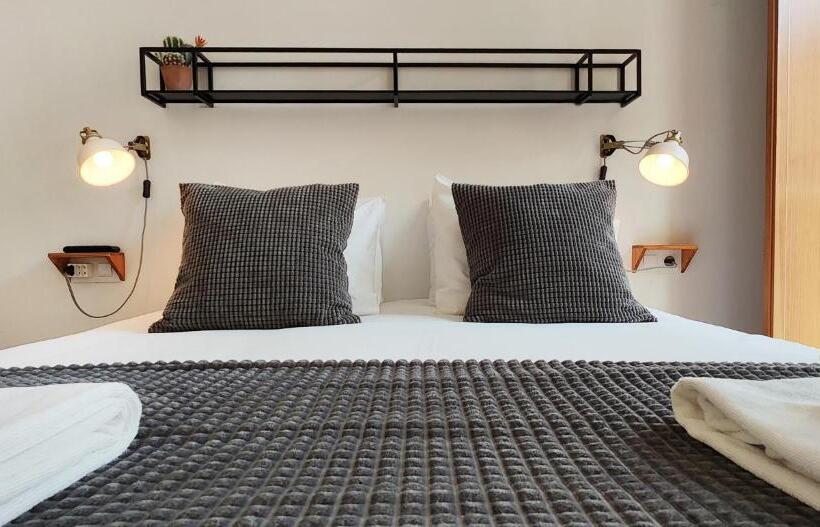 اتاق استاندارد با بالکن, Zalamera Bnb