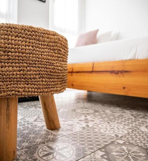 اتاق استاندارد یک نفره, Zalamera Bnb