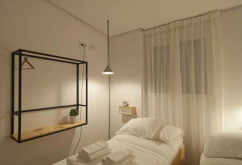 اتاق استاندارد یک نفره, Zalamera Bnb