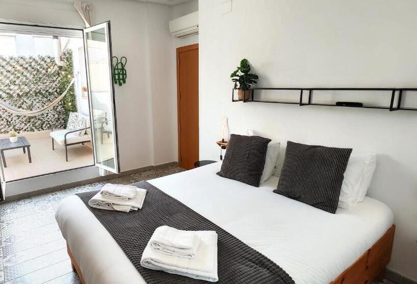 اتاق استاندارد با تراس, Zalamera Bnb