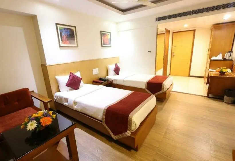 デラックスルーム, Akash Inn