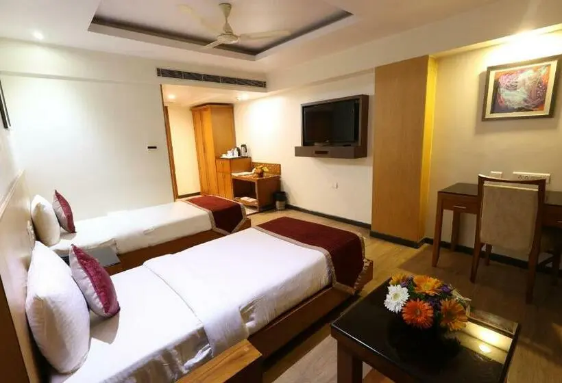 デラックスルーム, Akash Inn