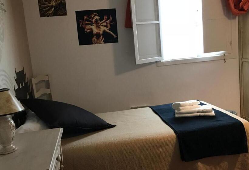 اتاق خانوادگی, Alquimia Cadiz