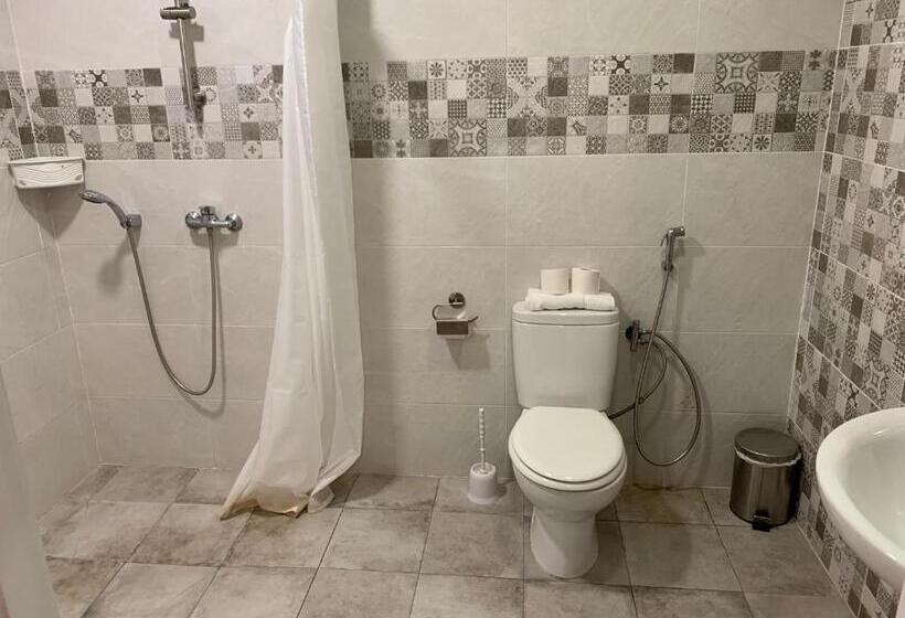اتاق استاندارد سه نفره, Alquimia Cadiz