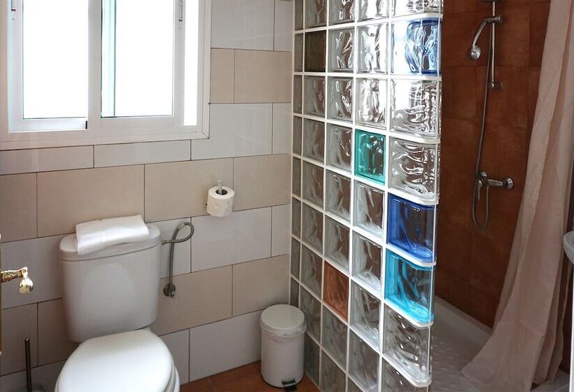 اتاق اکونومی یک تخته, Alquimia Cadiz