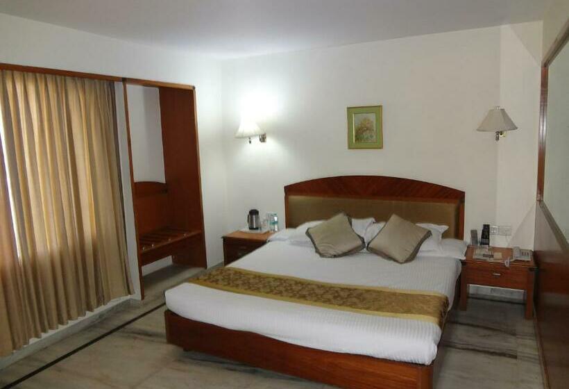 套房, Daspalla Executive Court