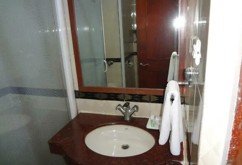 اتاق کلاب, Daspalla Executive Court