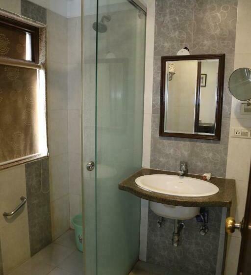 Quarto Deluxe, Devansh By Inspira