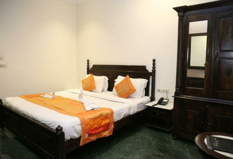 Quarto Deluxe, Devansh By Inspira