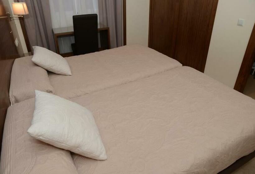 اتاق استاندارد, Escudero