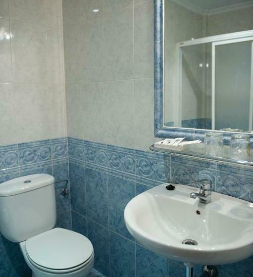 اتاق استاندارد یک نفره, Escudero