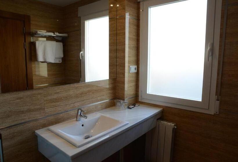 اتاق استاندارد, Escudero