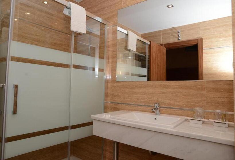 اتاق استاندارد, Escudero