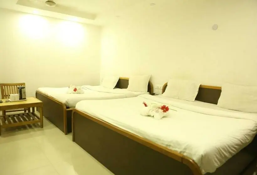 ファミリールーム, Kamla Palace