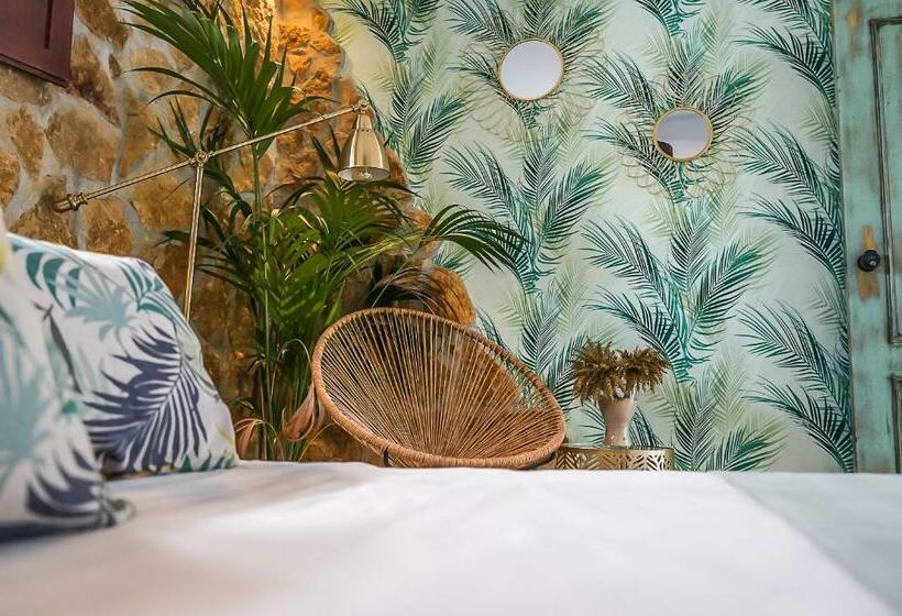 스탠다드 트리플 룸, Posada De Las Cuevas