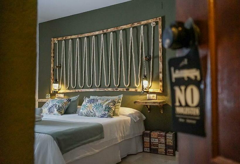 스탠다드 트리플 룸, Posada De Las Cuevas