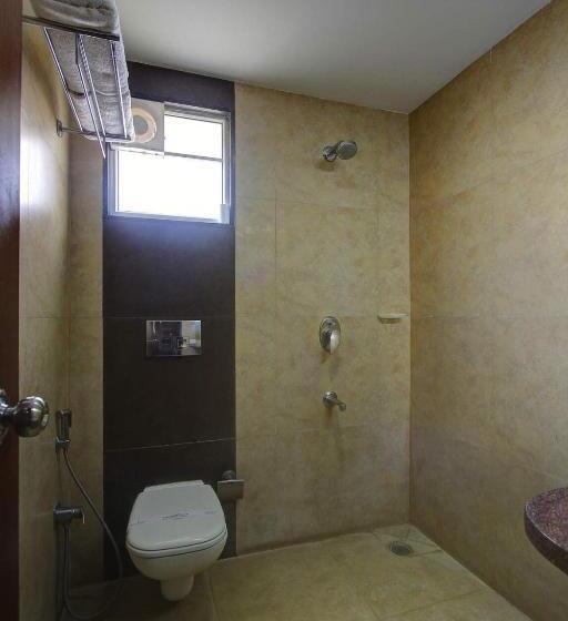 غرفة قياسية سرير كينج, Prince Gardens