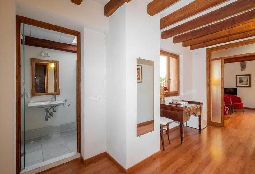 古典房间, Ramón Llull House