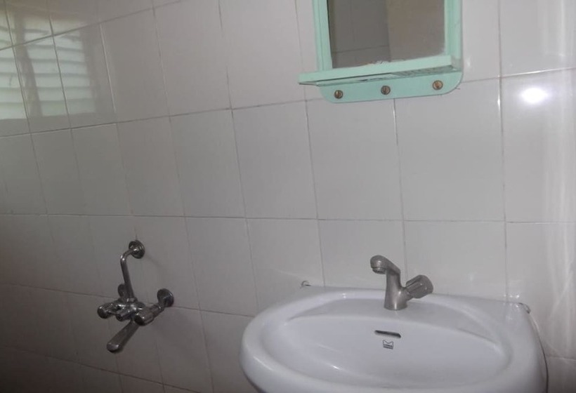 غرفة قياسية, Sahyadri