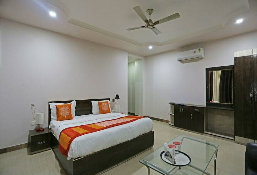 חדר סטנדרט, Sheetal