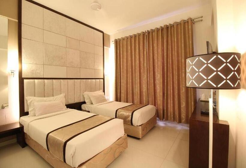 Номер Deluxe, Executive Silver Inn