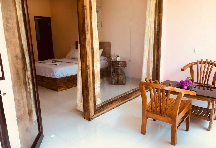 Suite with lake view, Udaya Resort