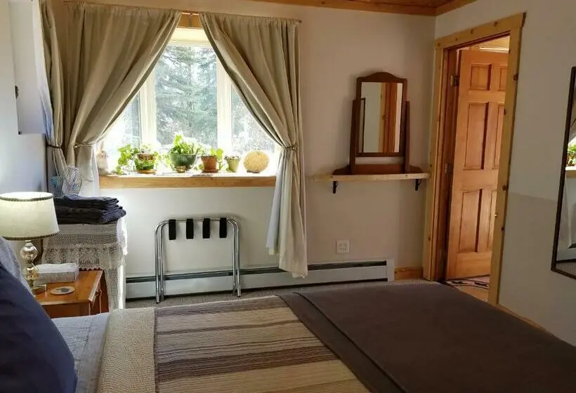 クイーンサイズベッドのスタンダードルーム, Antler's Rest Bed And Breakfast