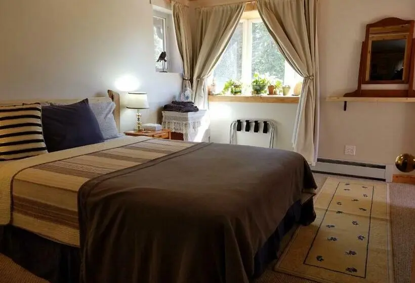 クイーンサイズベッドのスタンダードルーム, Antler's Rest Bed And Breakfast