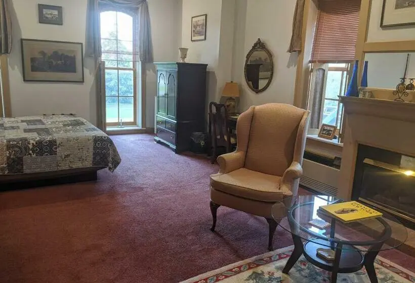 エクゼクティブスイート, Oak Valley Inn And Suites