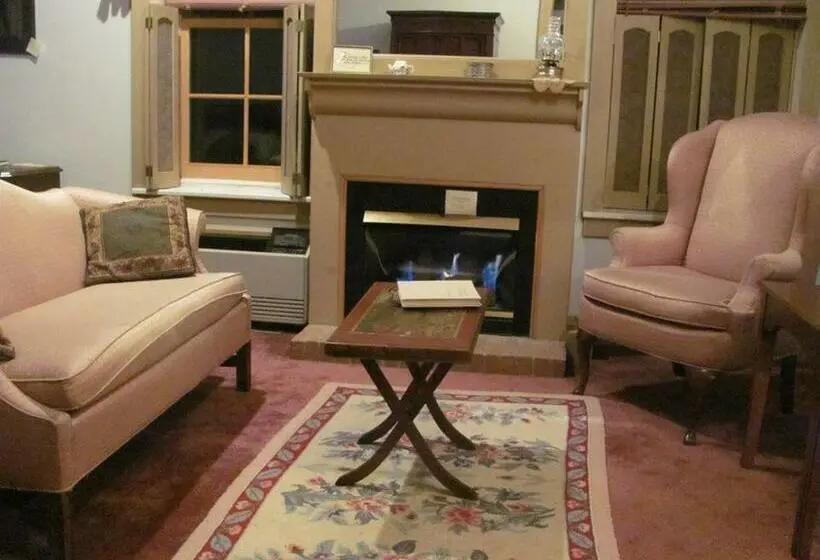 エクゼクティブスイート, Oak Valley Inn And Suites