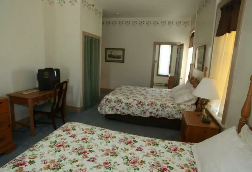 スイート, Oak Valley Inn And Suites