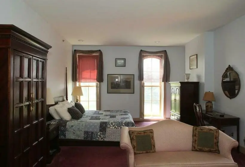 エクゼクティブスイート, Oak Valley Inn And Suites