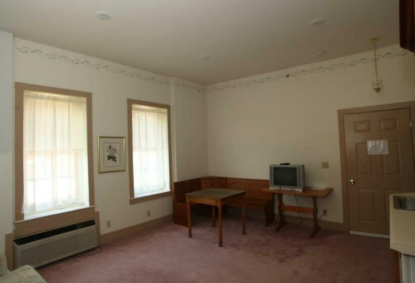 Family Suite, Oak Valley Inn And Suites