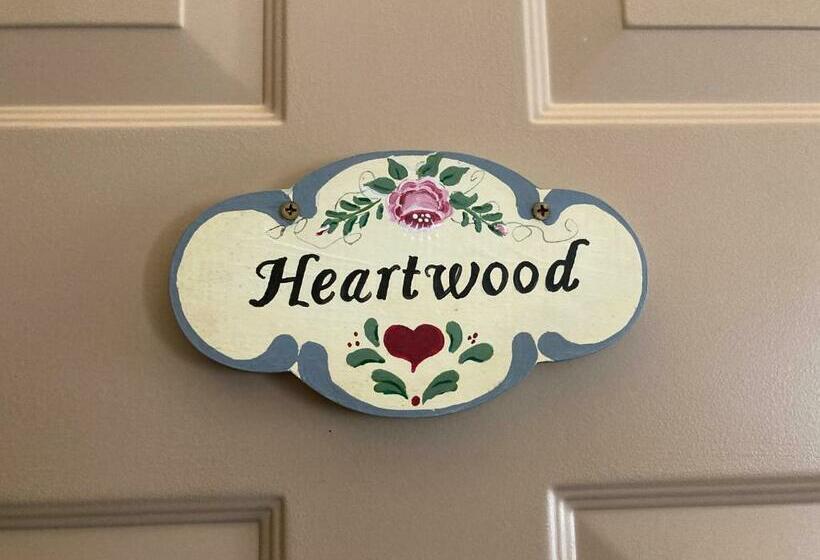 سوییت لوکس, Oak Valley Inn And Suites