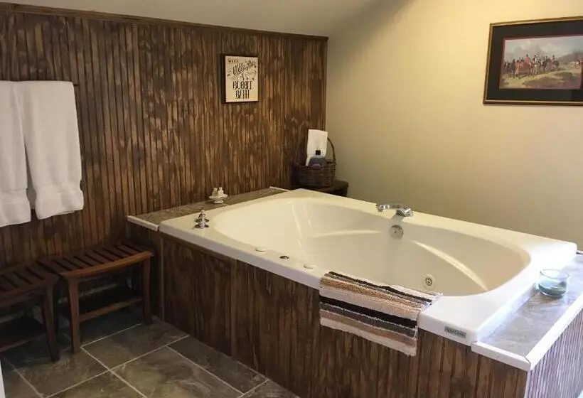 デラックススイート, Oak Valley Inn And Suites