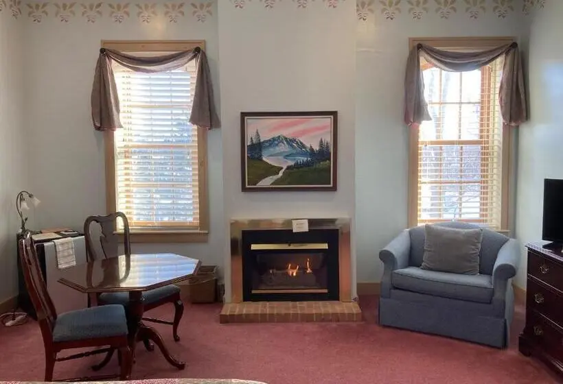デラックススイート, Oak Valley Inn And Suites